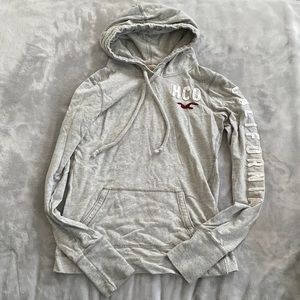 Hollister thin hoodie. Size M.
